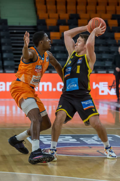 一路打入决 一路打入决