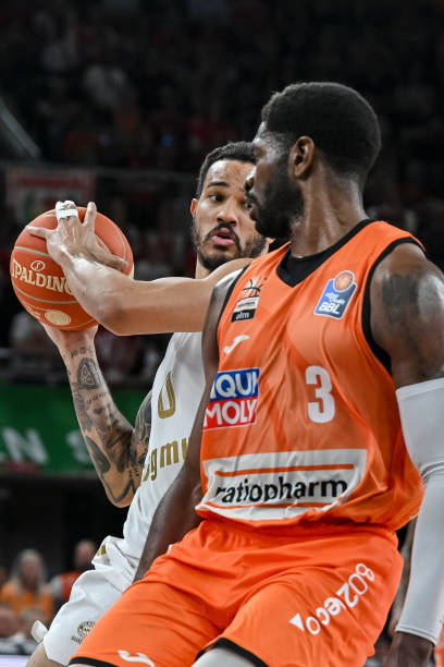 两次射门 两次射门